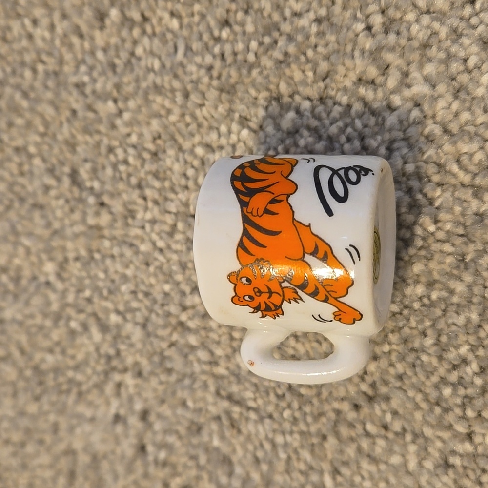 Vintage Tiny Ceramic Tiger Coffee Cup Mug 1.25" Tall - Picture 2 of 6